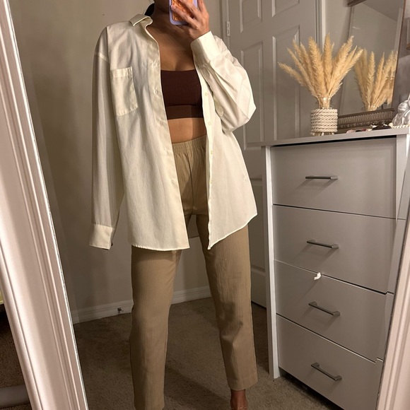 off-white oversized button down - Picture 2 of 2